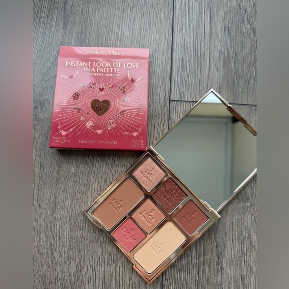 Charlotte Tilbury instant look on the go  palette